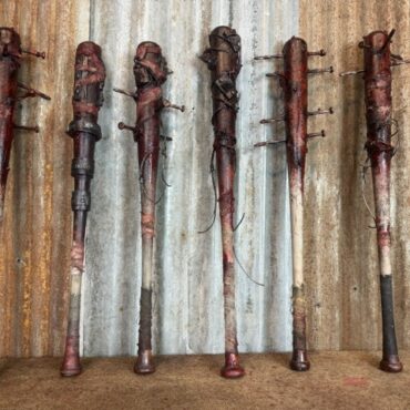 Bloody Bat prop (NOW fully customizable)
